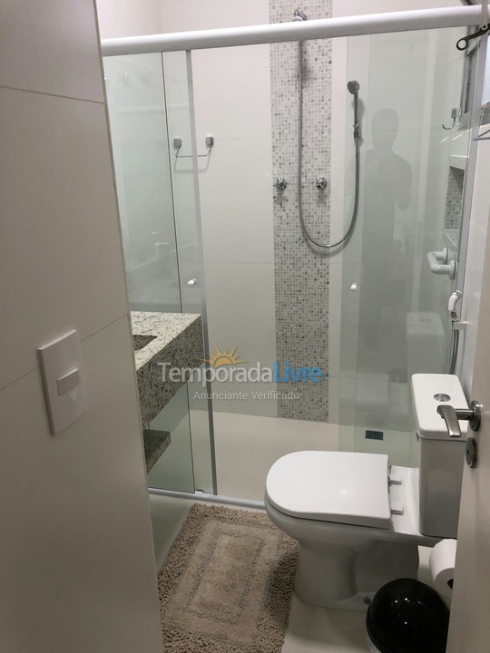 Apartment for vacation rental in Guarujá (Pitangueiras)