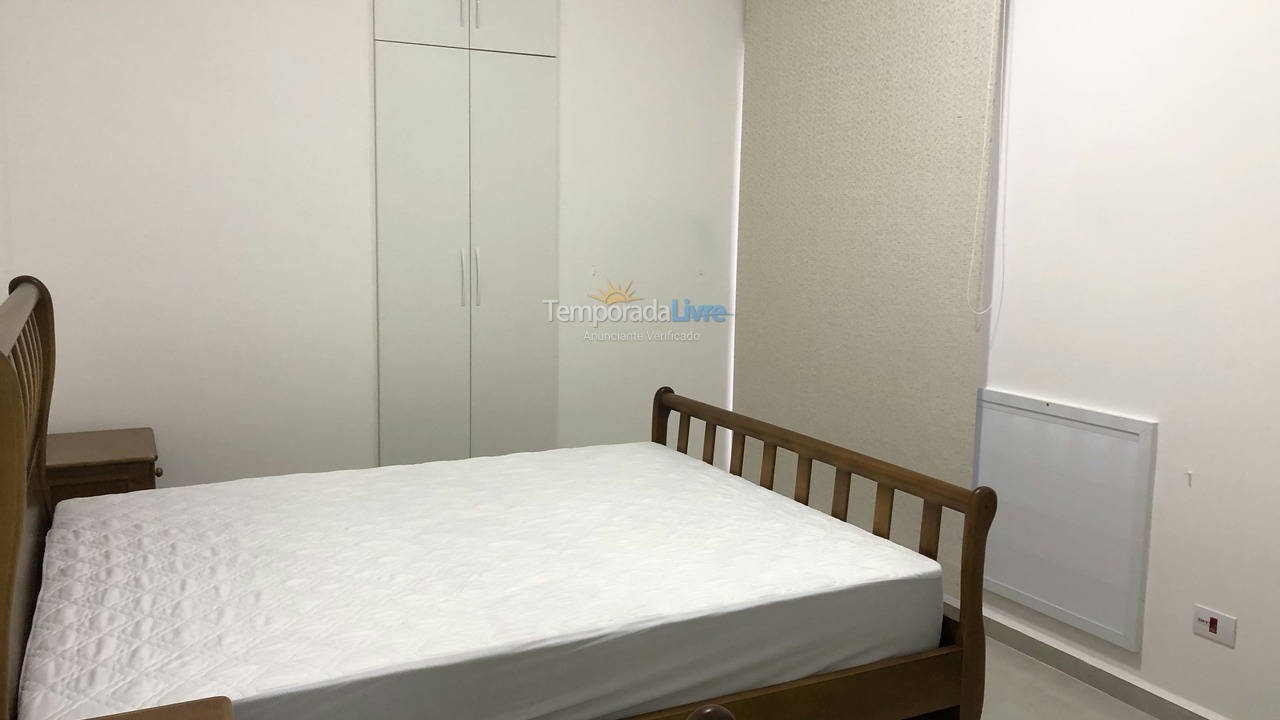 Apartment for vacation rental in Guarujá (Pitangueiras)