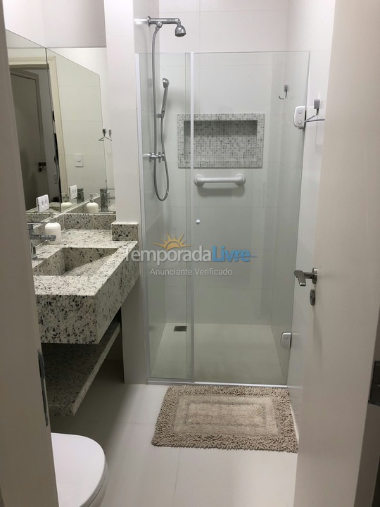 Apartment for vacation rental in Guarujá (Pitangueiras)