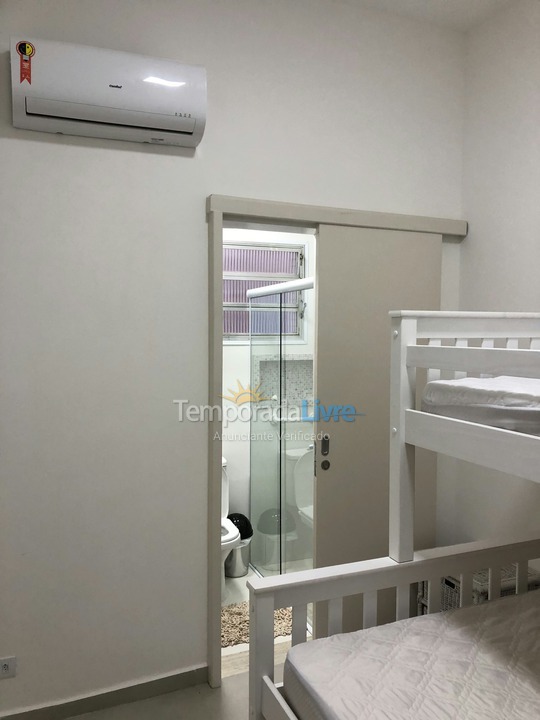 Apartment for vacation rental in Guarujá (Pitangueiras)