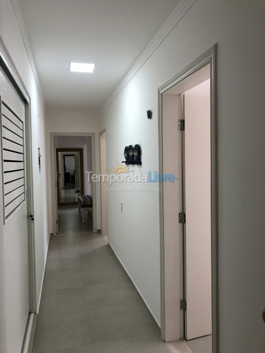 Apartment for vacation rental in Guarujá (Pitangueiras)