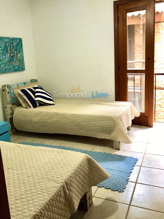 Casa para aluguel de temporada em Ilhabela (água Branca)