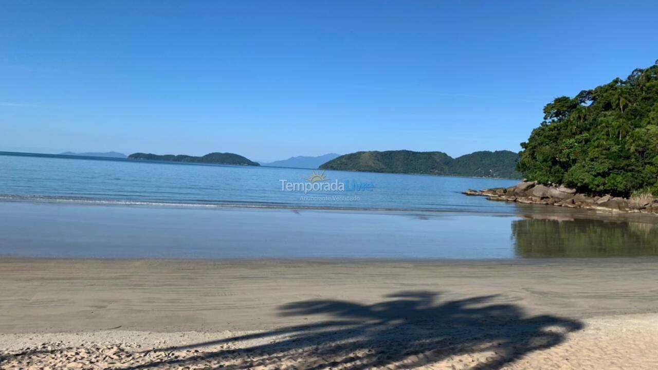 Casa para aluguel de temporada em Ubatuba (Praia do Lázaro)