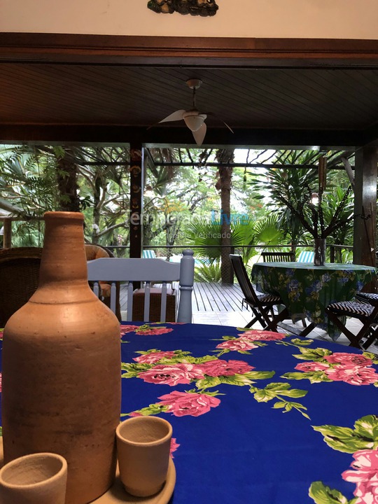 Casa para aluguel de temporada em Ilhabela (água Branca)