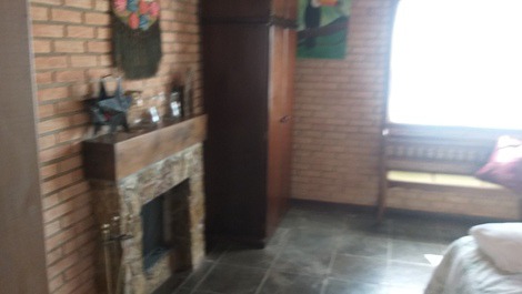 Chalet aconchegante em condomínio de alto padrão