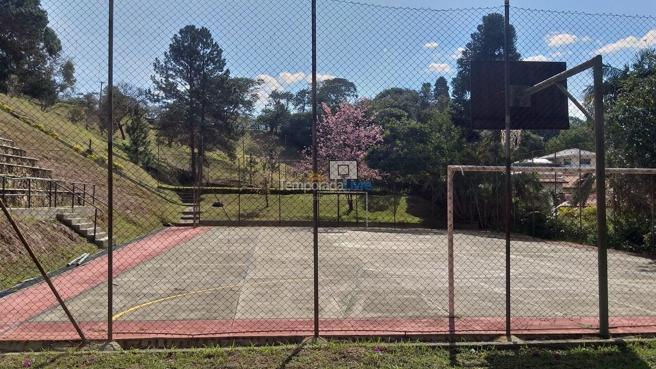 Casa para aluguel de temporada em Ibiúna (Condomínio Colinas de Ibiúna)