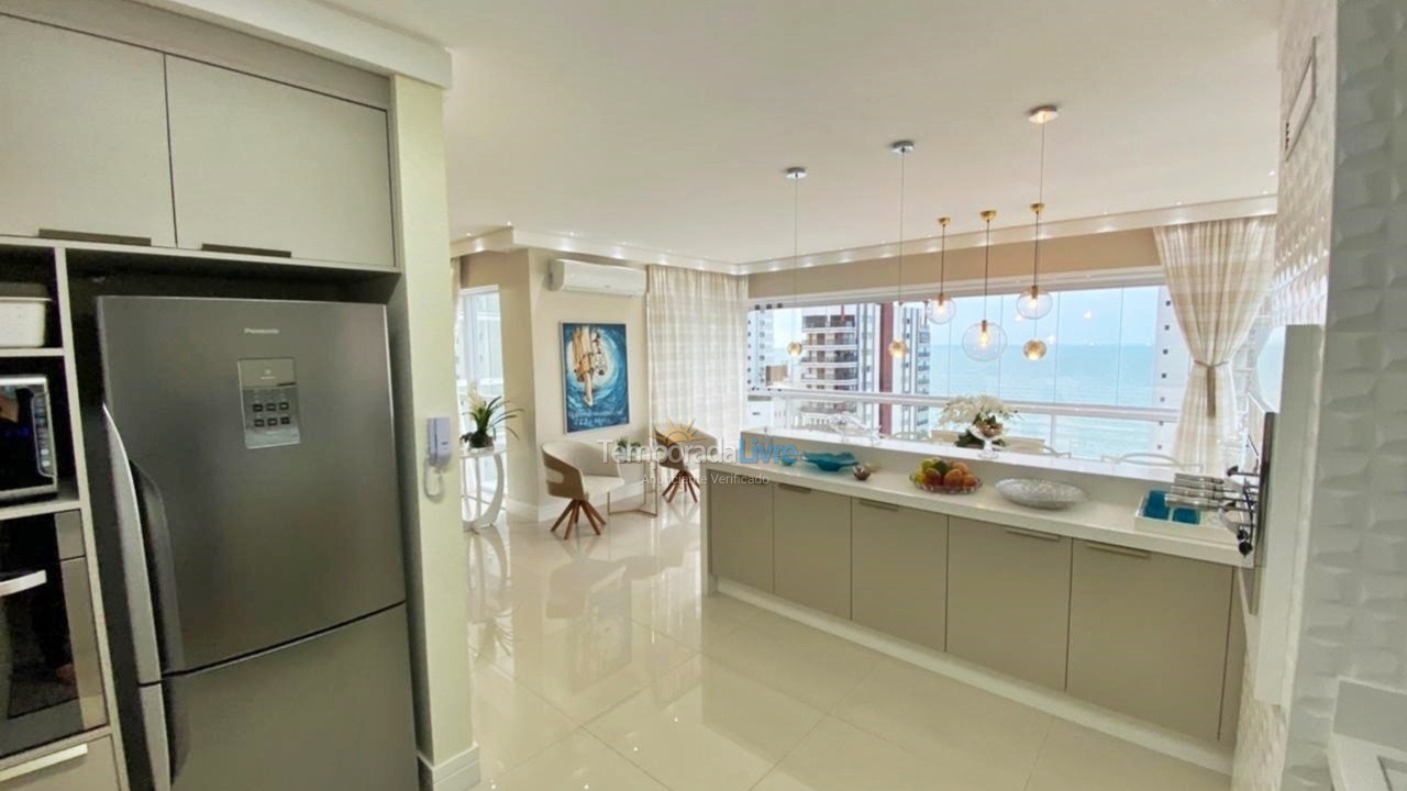 Apartamento para alquiler de vacaciones em Balneário Camboriú (Praia Central)