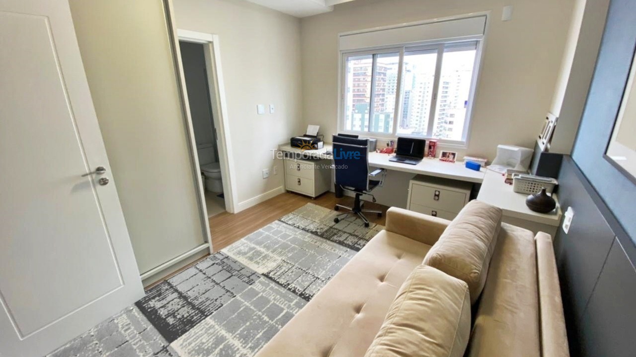 Apartamento para alquiler de vacaciones em Balneário Camboriú (Praia Central)