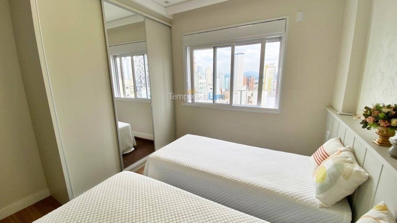 Apartamento para alquiler de vacaciones em Balneário Camboriú (Praia Central)