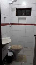 Casa c/ piscina, wifi e churrasqueira, 12 pessoas