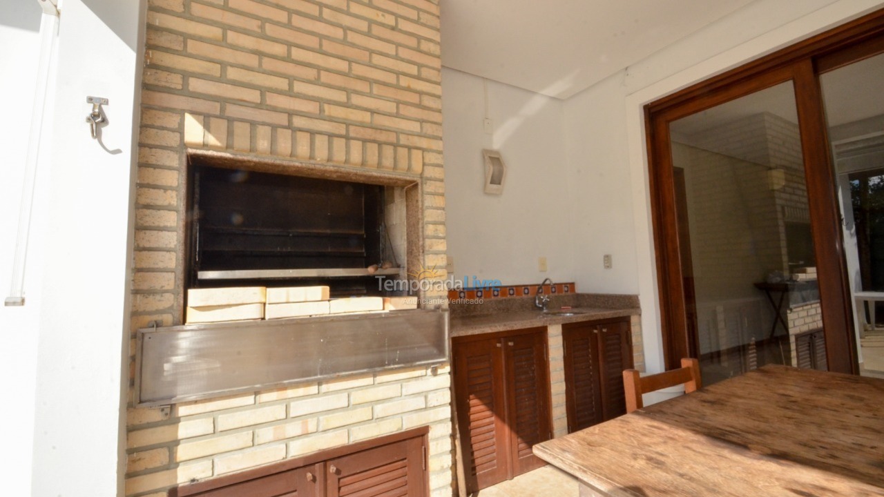 House for vacation rental in Florianopolis (Jurerê Internacional)