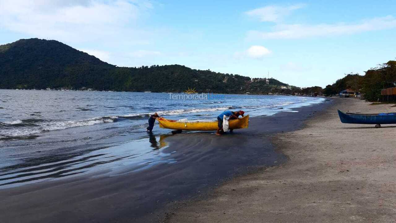 Casa para alquiler de vacaciones em Ubatuba (Centro)