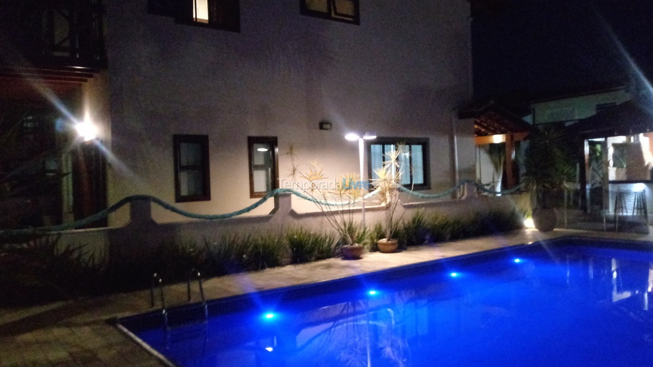 House for vacation rental in Caraguatatuba (Praia Capricórnio)