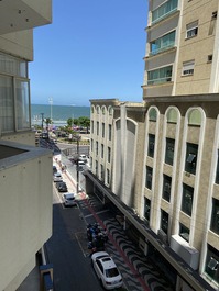 APARTAMENTO CENTRO BC QUADRA DO MAR 2 DORMITORIOS com wifi + tv smart