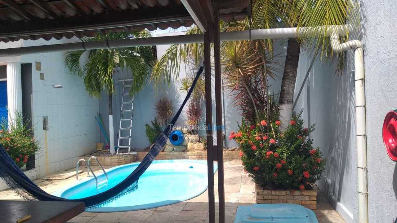 Casa para aluguel de temporada em Natal (Rua Praia de Alagamar 2145)
