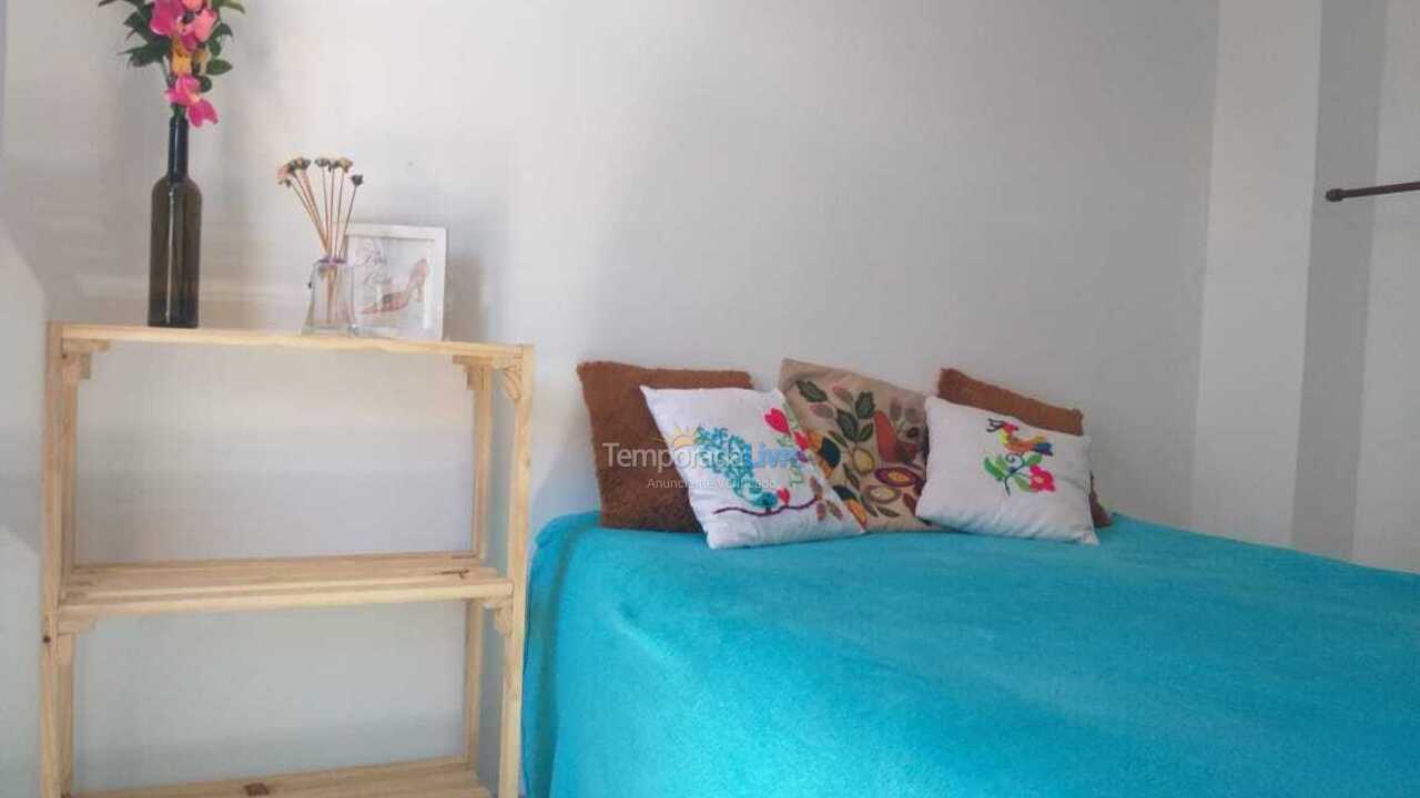 Casa para aluguel de temporada em Natal (Rua Praia de Alagamar 2145)