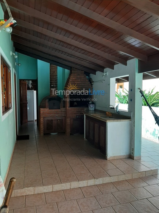 Casa para alquiler de vacaciones em São Sebastião (Toque Toque Pequeno)