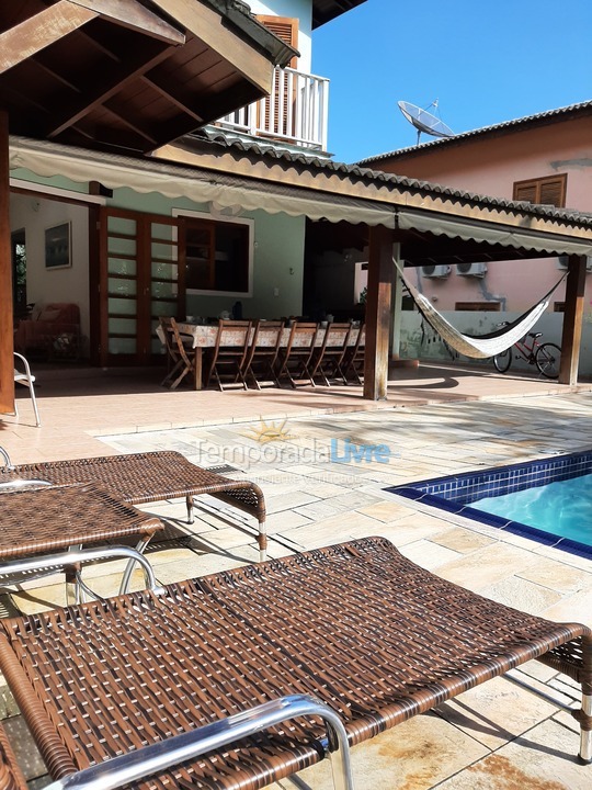 Casa para alquiler de vacaciones em São Sebastião (Toque Toque Pequeno)