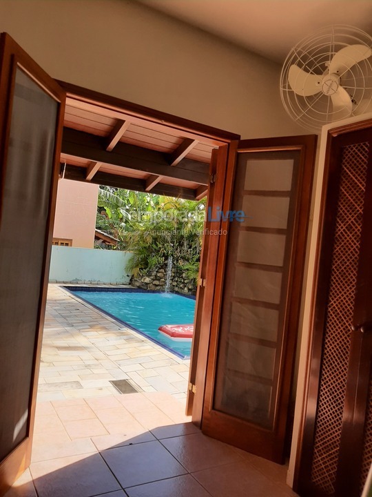 Casa para alquiler de vacaciones em São Sebastião (Toque Toque Pequeno)