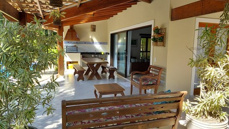 Piscina, Wi-Fi, Ar Condicionado, Condomínio Fechado - 450 m da praia