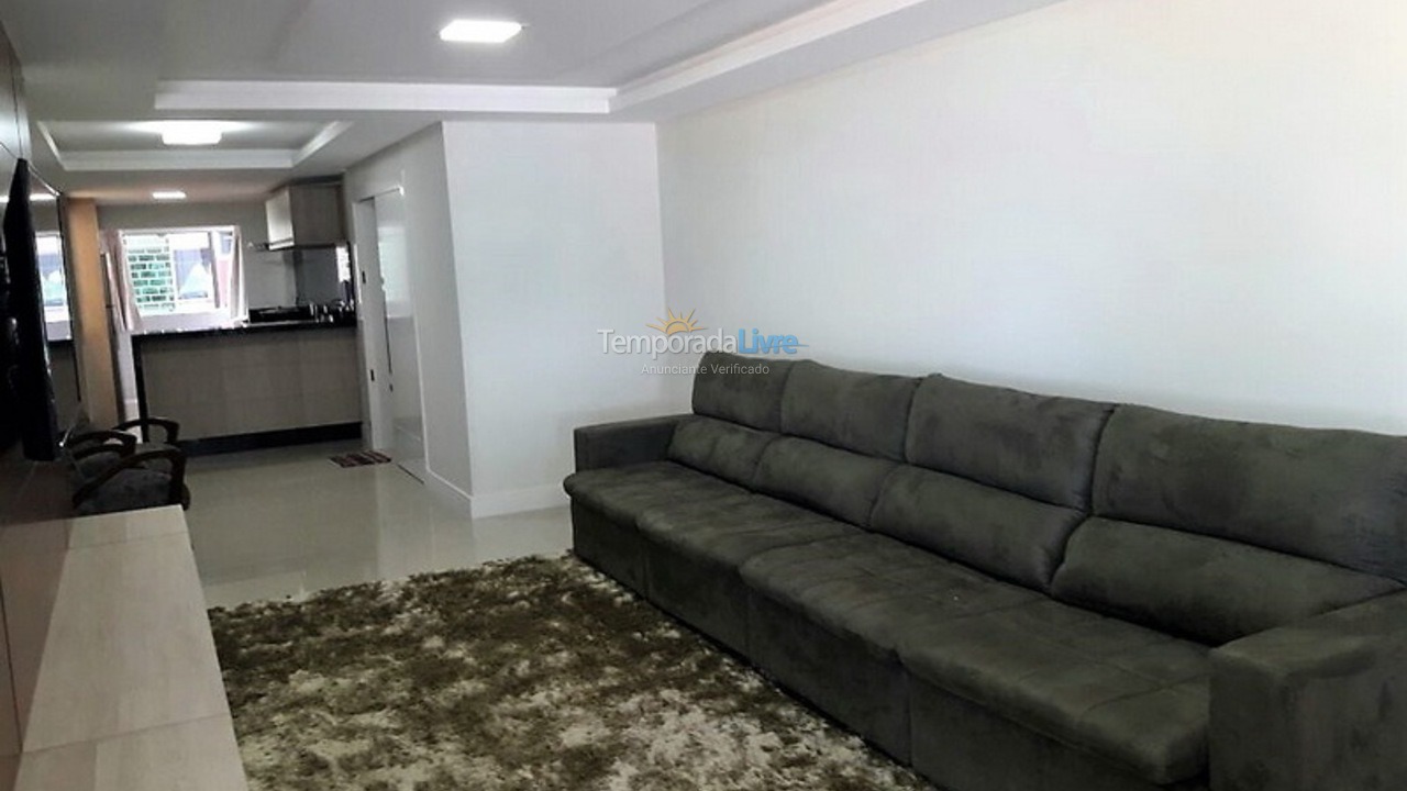 Apartamento para aluguel de temporada em Itapema (Centro)