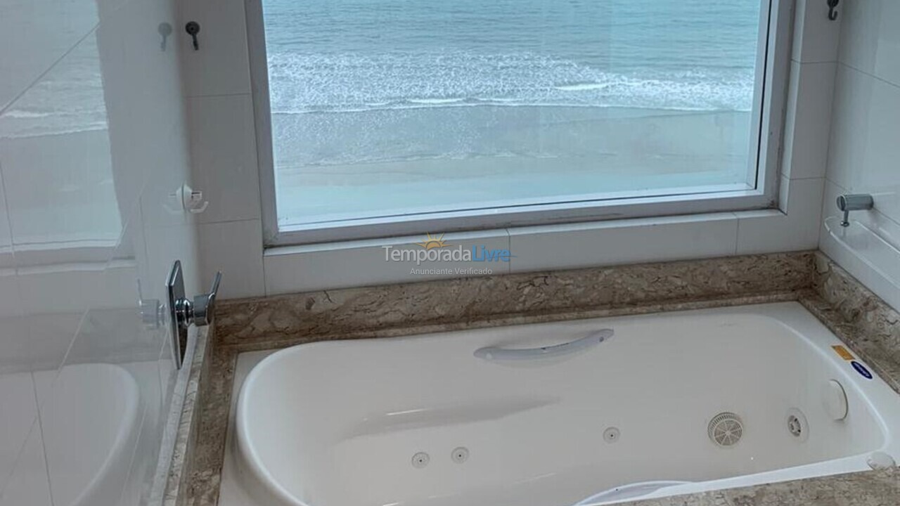 Apartment for vacation rental in Itapema (Meia Praia)