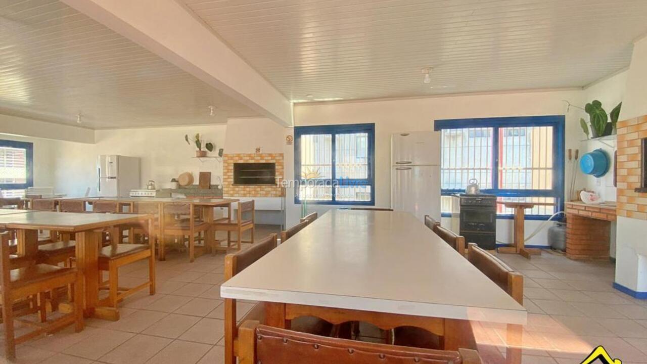 Apartamento para alquiler de vacaciones em Torres (Prainha)
