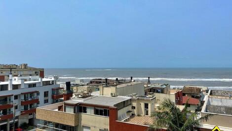 Apartamento 4 Dormitorios. - Distrito de Prainha
