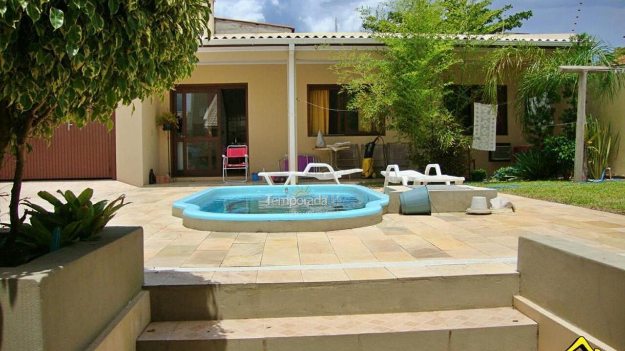 House for vacation rental in Torres (Centro)