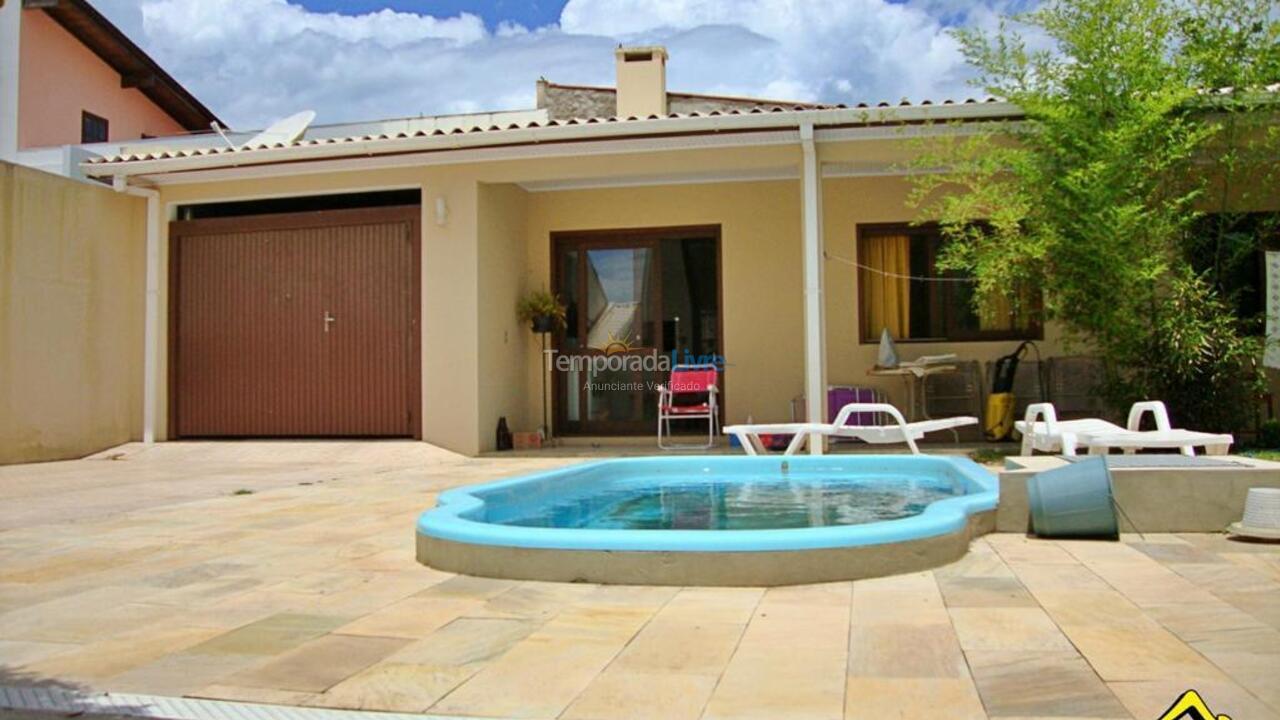 House for vacation rental in Torres (Centro)