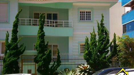 House 2 Sleeps - Bairro Centro