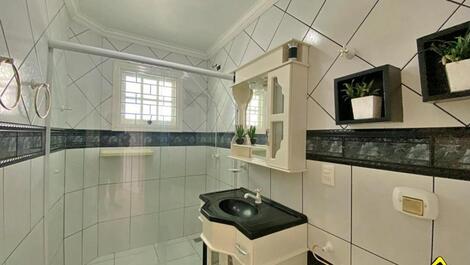 House 2 Sleeps - Bairro Centro