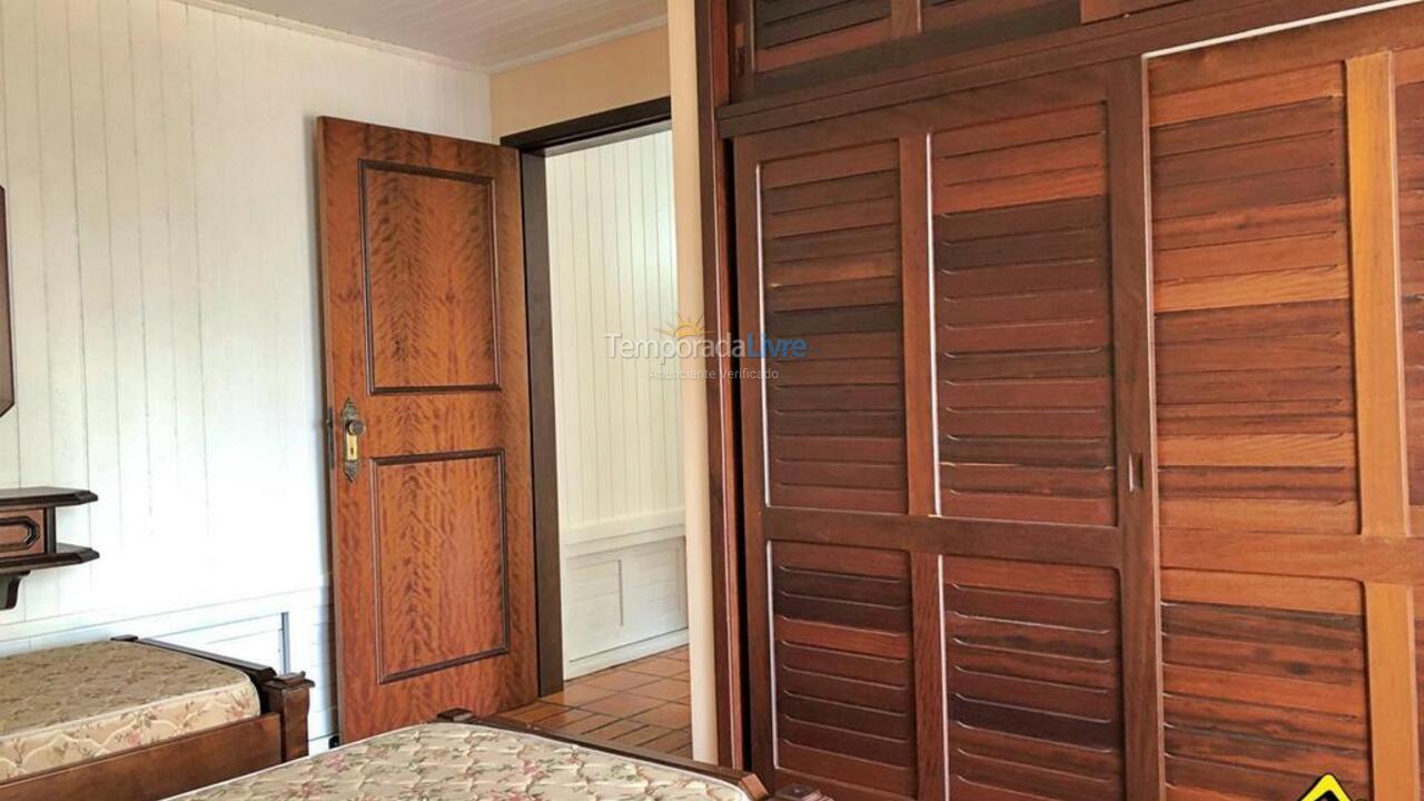 Apartment for vacation rental in Torres (Centro)