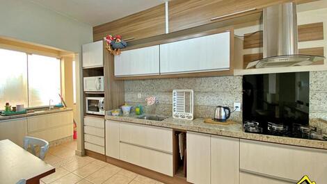 3 Bedroom Apartment - Bairro Centro