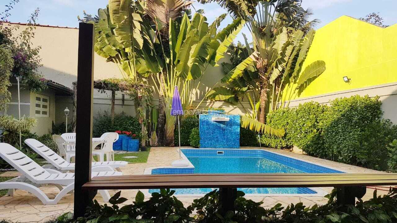 Casa para aluguel de temporada em Ubatuba (Praia do Lázaro)