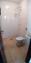 "Casa inteira em Itanhaém, 4 quartos e garagem"