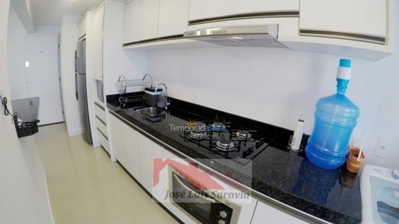 Apartamento para alquiler de vacaciones em Bombinhas (Praia de Bombas)