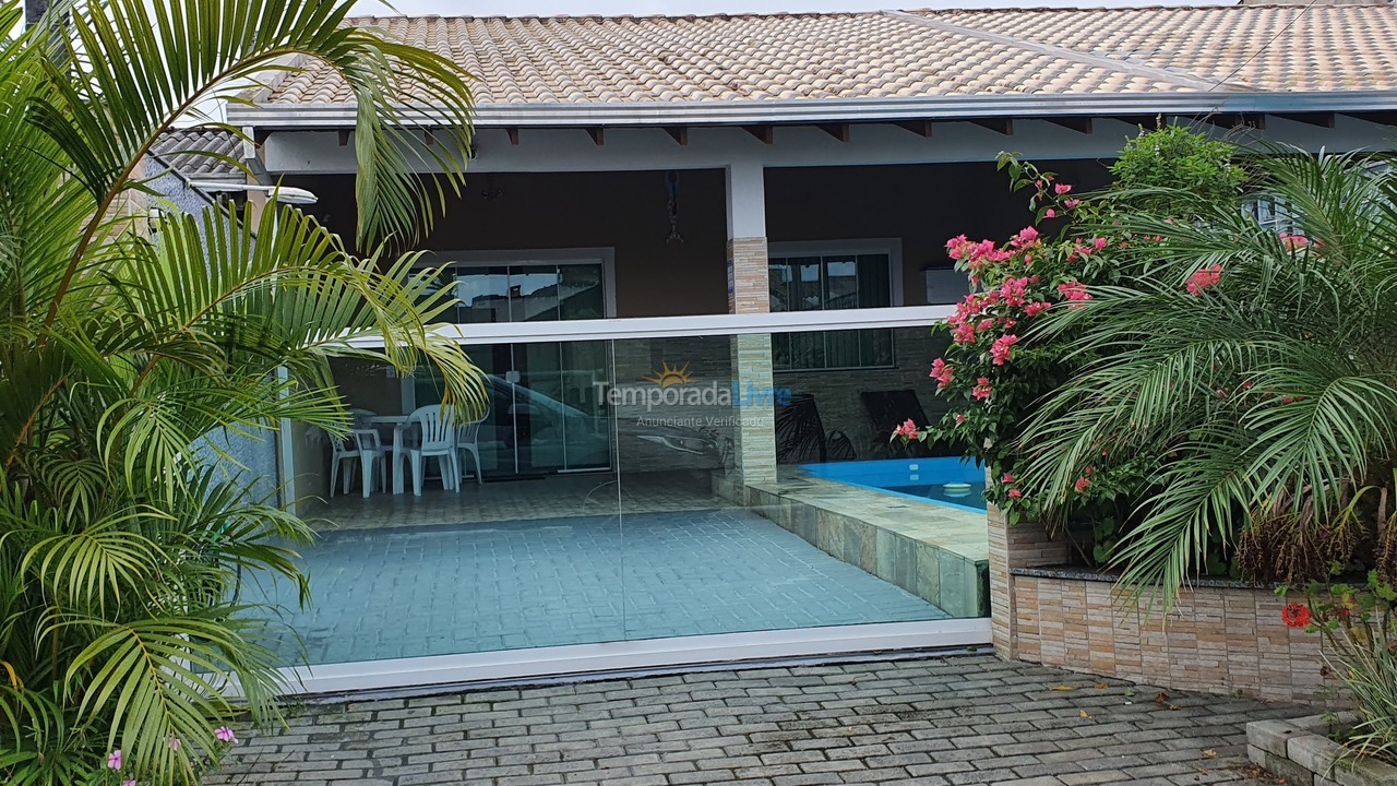 Casa para aluguel de temporada em Pontal do Paraná (Ipanema)