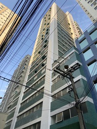 Apartamento 2 dormitórios Centro Balneário Camboriú