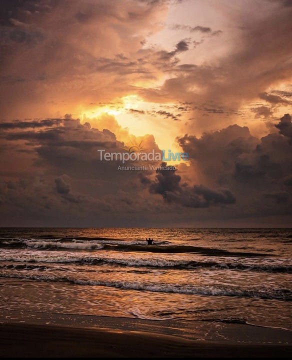 Apartamento para alquiler de vacaciones em Governador Celso Ramos (Praia de Palmas)