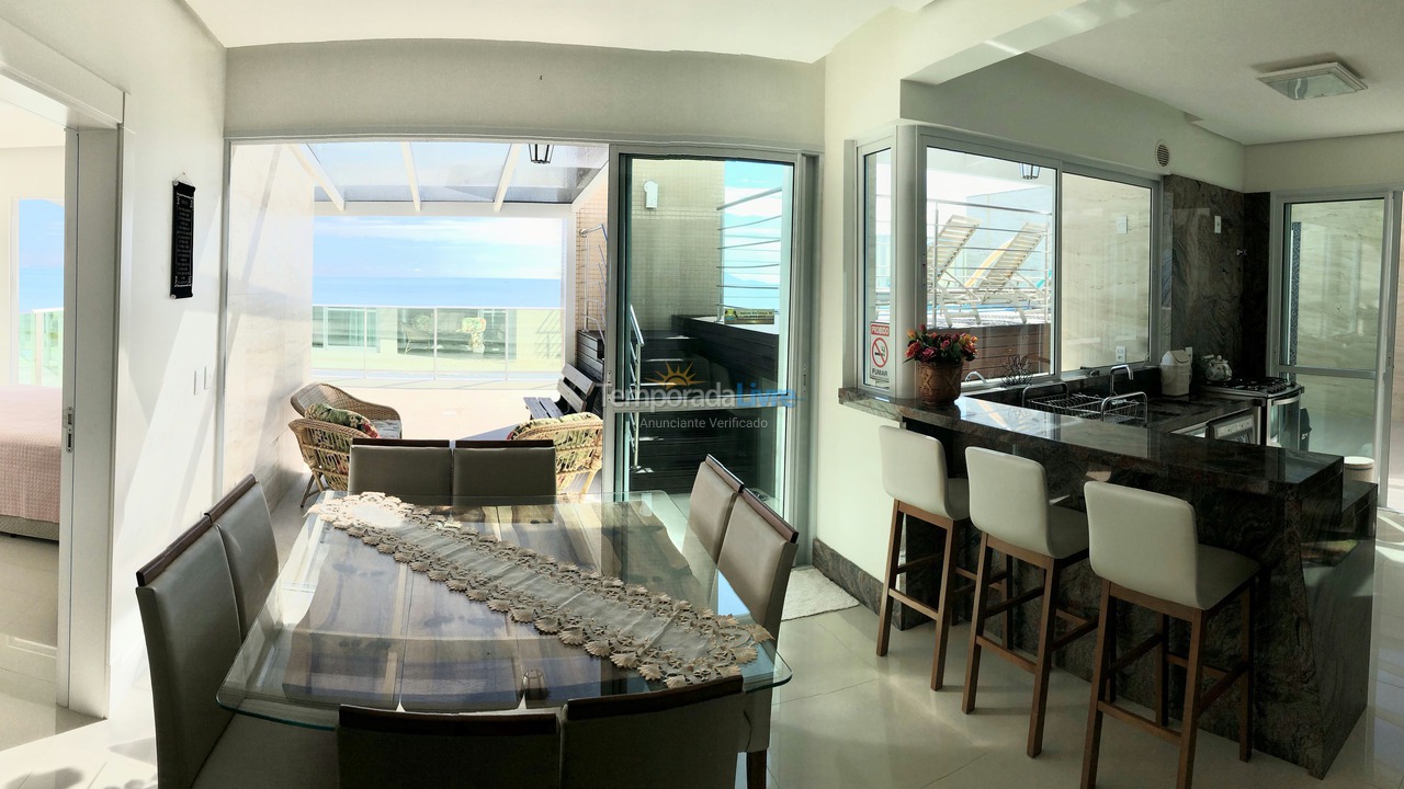 Apartamento para alquiler de vacaciones em Governador Celso Ramos (Praia de Palmas)