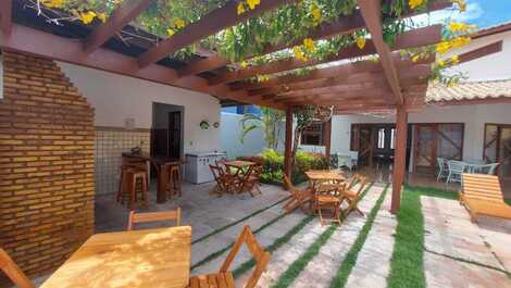 Excelente casa para temporada com 06 quartos com ar