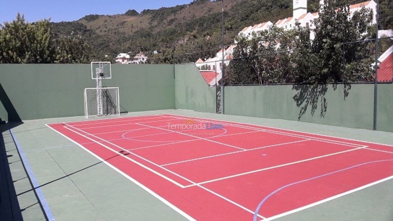 Apartamento para aluguel de temporada em Florianópolis (Praia Brava)