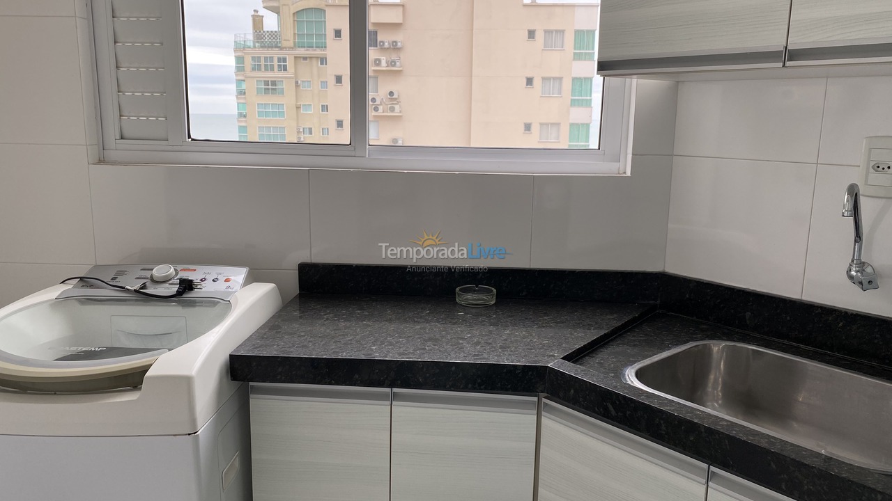 Apartment for vacation rental in Itapema (Meia Praia)