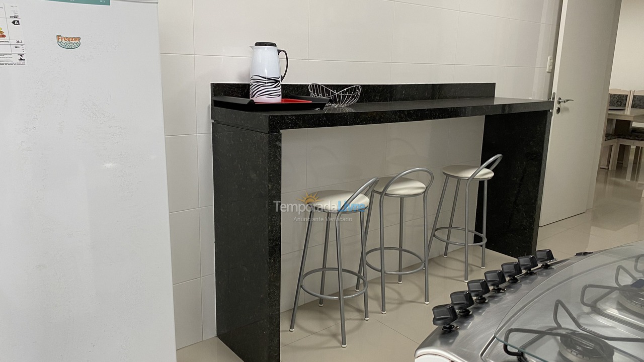 Apartment for vacation rental in Itapema (Meia Praia)