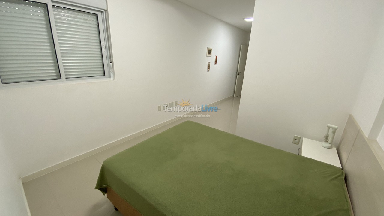 Apartment for vacation rental in Itapema (Meia Praia)