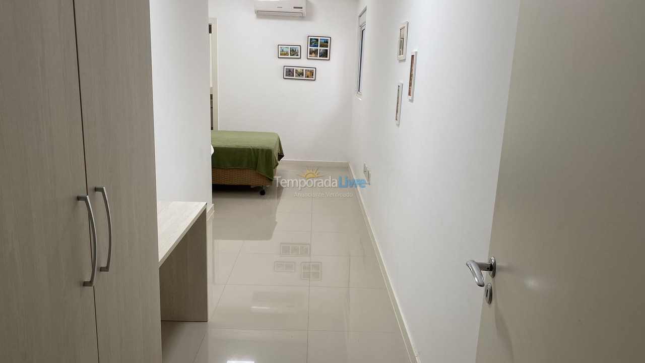 Apartment for vacation rental in Itapema (Meia Praia)