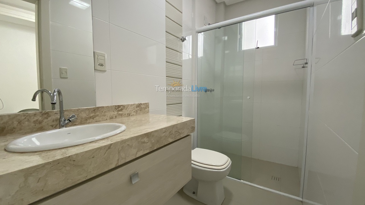 Apartment for vacation rental in Itapema (Meia Praia)