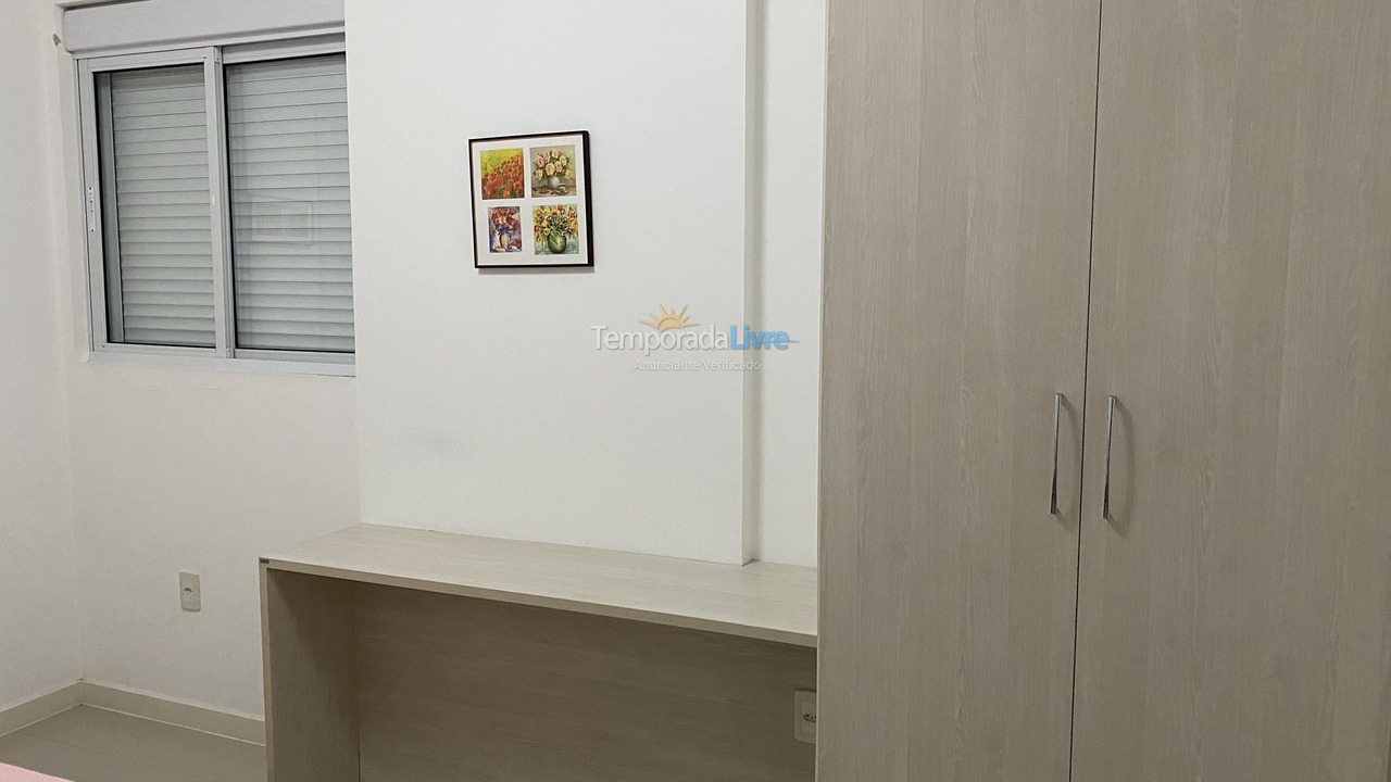 Apartment for vacation rental in Itapema (Meia Praia)