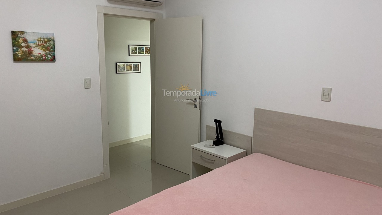 Apartment for vacation rental in Itapema (Meia Praia)